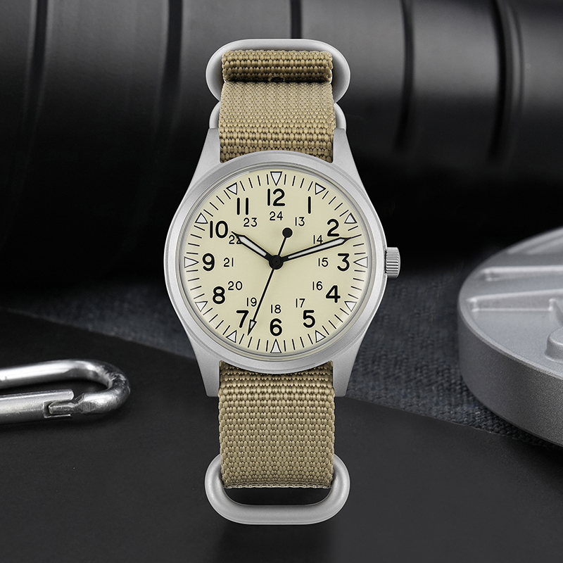 Militado ML07 Quartz Watch VH3 - огляд і ціна Rolex Watch Submariner